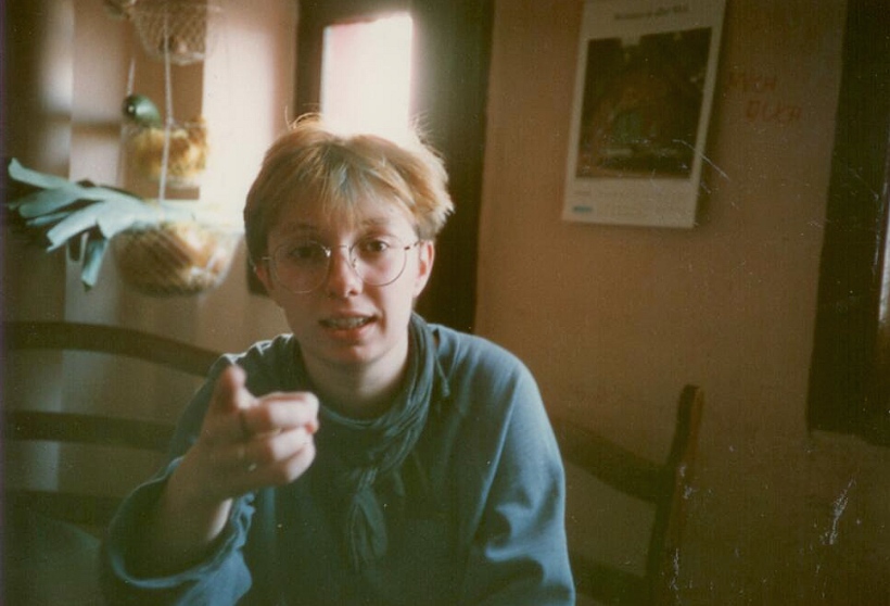 Antje (24), verkündet Entscheidungen. Aufnahme von 1988.